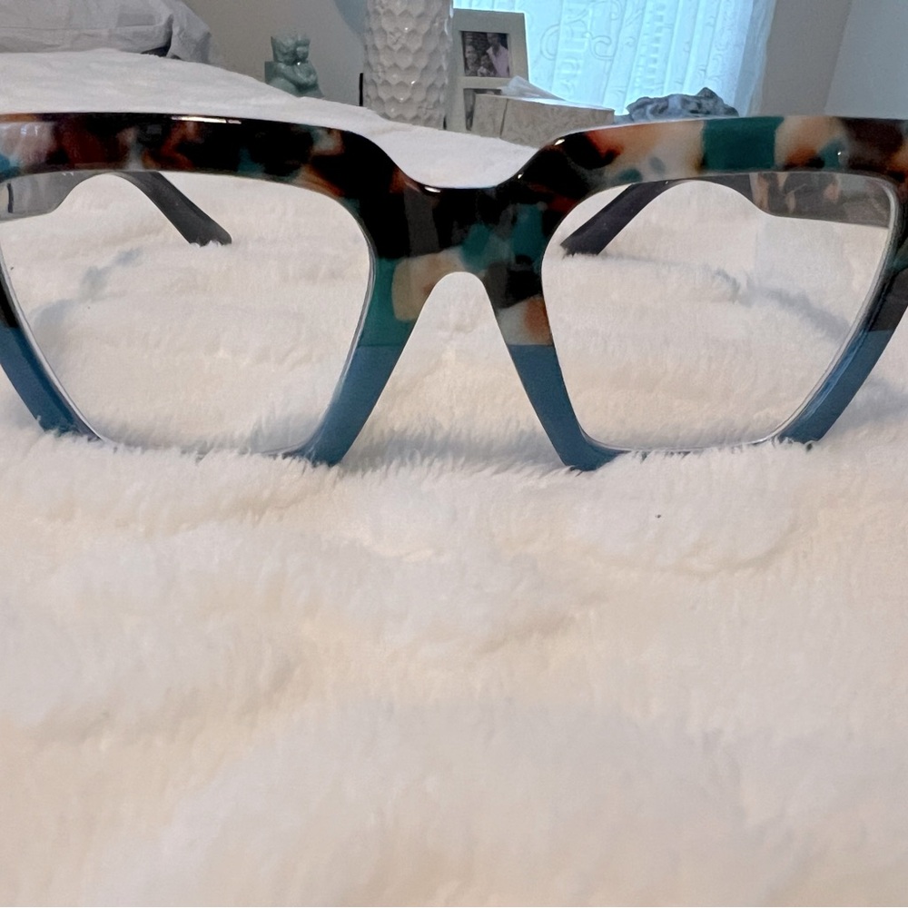 Peepers 2.00 reading glasses - NEW